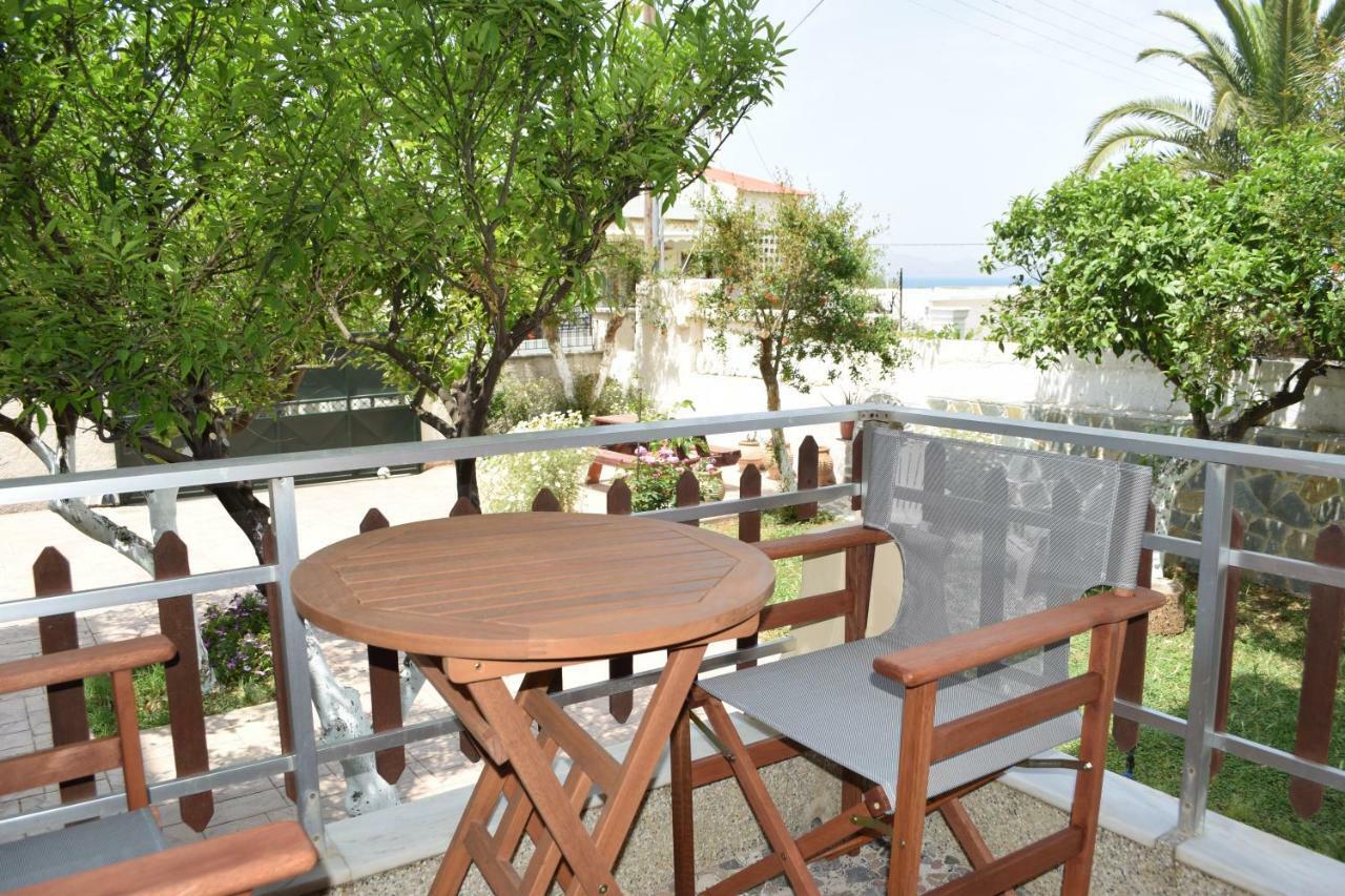 Central House With Quiet Garden كيساموس المظهر الخارجي الصورة