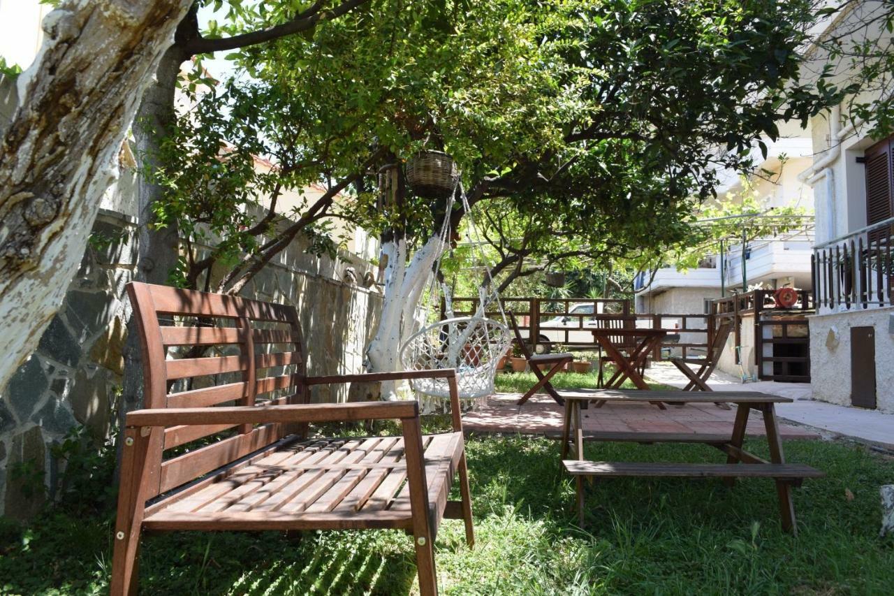 Central House With Quiet Garden كيساموس المظهر الخارجي الصورة