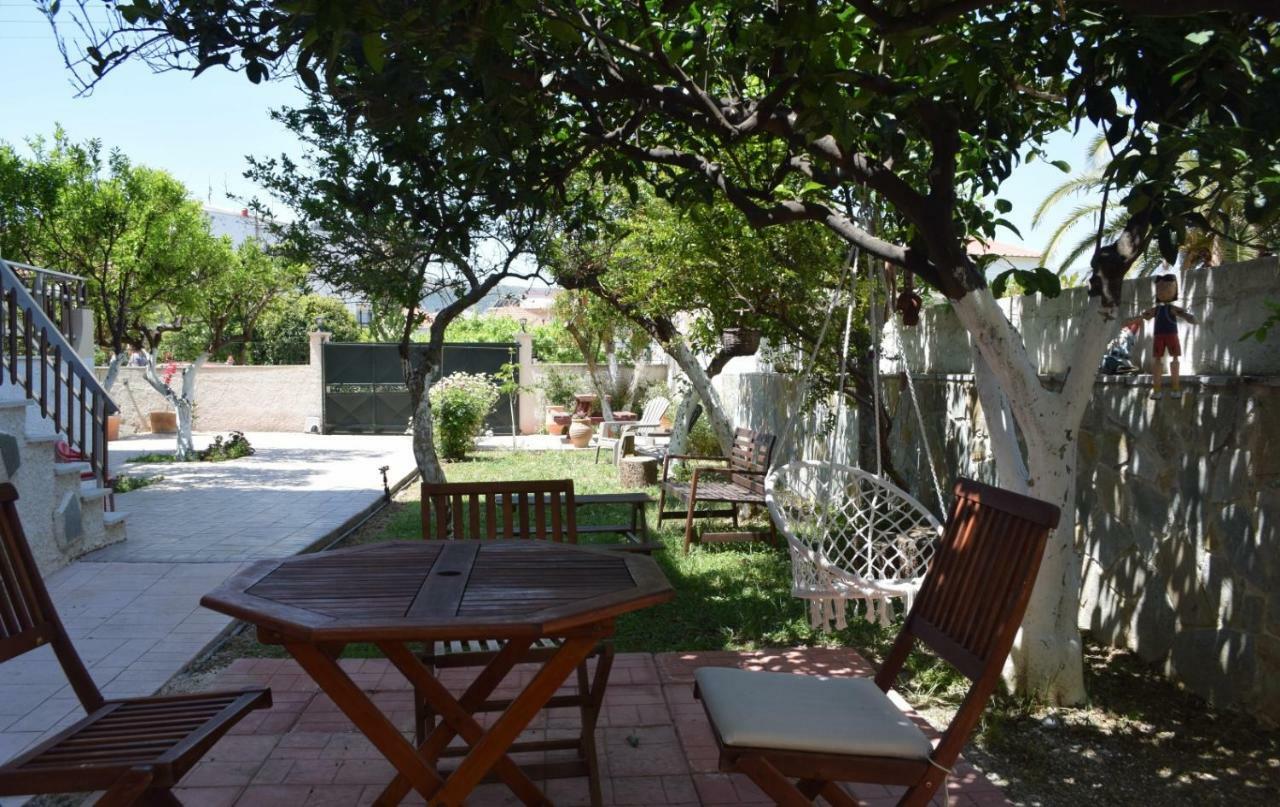 Central House With Quiet Garden كيساموس المظهر الخارجي الصورة